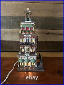 Dept. 56 2000 Christmas In The City Paramount Hotel #56.58911 Working Star