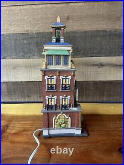 Dept. 56 2000 Christmas In The City Paramount Hotel #56.58911 Working Star