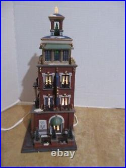 Dept. 56 2000 Christmas In The City Paramount Hotel #56.58911 Working Star