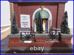 Dept. 56 2000 Christmas In The City Paramount Hotel #56.58911 Working Star