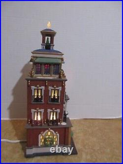 Dept. 56 2000 Christmas In The City Paramount Hotel #56.58911 Working Star