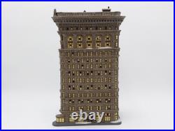 Dept 56 59260 Christmas in the City Flatrion Building EX Dept 56 59260 Christmas in the City Flatrion Building EX