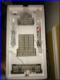 Dept 56 CHRISTMAS IN THE CITY SERIES Empire State Building