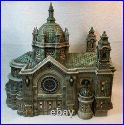 Dept 56 Cathedral of Saint Paul #58930 Christmas in the City Retired