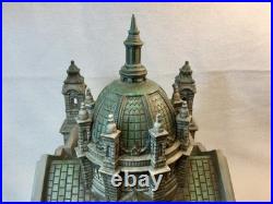 Dept 56 Cathedral of Saint Paul #58930 Christmas in the City Retired