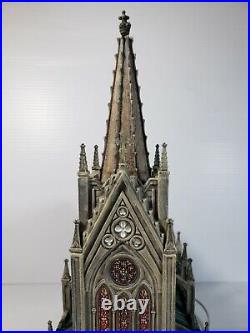 Dept 56 Cathedral of St. Nicholas Christmas in the City Retired/Limited