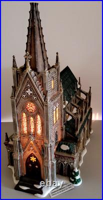 Dept 56 Cathedral of St. Nicholas Christmas in the City Signed Rare