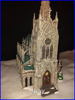 Dept 56 Cathedral of St. Nicholas Dickens Village Retired/Limited
