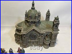 Dept 56 Cathedral of St. Paul #58930 Historical Christmas in the City + Figures