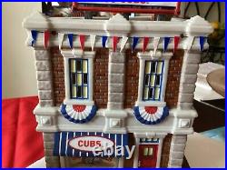 Dept 56 Chicago Cubs Souvenir Shop 59227 Retired Christmas In The City Series