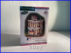 Dept 56 Chicago Cubs Souvenir Shop 59227 Retired Christmas In The City Series