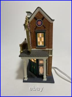 Dept 56 Chicago Cubs Tavern Christmas in the City Series 2004 Read Description