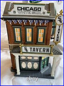 Dept 56 Chicago White Sox Tavern Christmas In The City #59232 w Box FREE ship