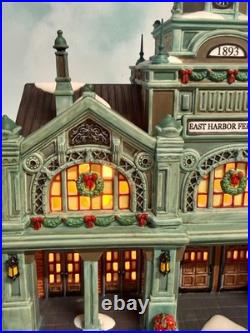 Dept 56 Christmas In City- East Harbor Ferry Terminal 59254 Collector's Edition