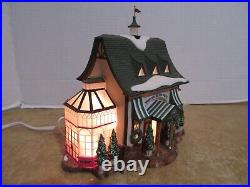 Dept. 56 Christmas In The City 2001 Tavern In The Park #56.58928 Excellent