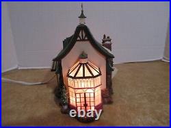 Dept. 56 Christmas In The City 2001 Tavern In The Park #56.58928 Excellent