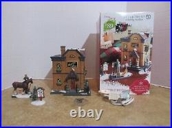 Dept. 56 Christmas In The City 2011 City Park Carriage House #4023614