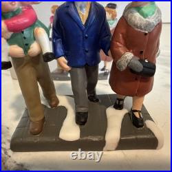 Dept 56 Christmas In The City A Family Holiday Tradition 4025248 RARE HTF in Box
