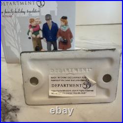 Dept 56 Christmas In The City A Family Holiday Tradition 4025248 RARE HTF in Box