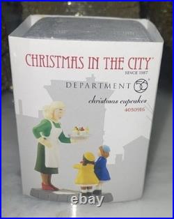 Dept 56 Christmas In The City CHRISTMAS CUPCAKES 4050916 NEW RARE