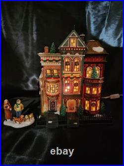 Dept 56 Christmas In The City East Village Row House #56.59266 (2)
