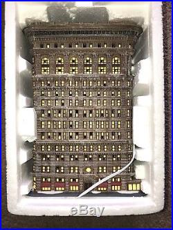 Dept 56 Christmas In The City Flat Iron Building