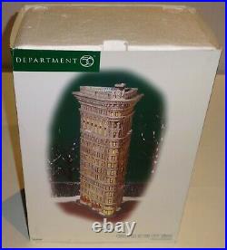 Dept 56 Christmas In The City Flatiron Building NICE Same Day Shipping