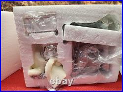 Dept 56 Christmas In The City Harley Davidson Motor Co (set Of 2) 4049191