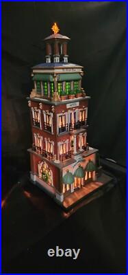 Dept 56 Christmas In The City Paramount Hotel #56.58911 Item#305