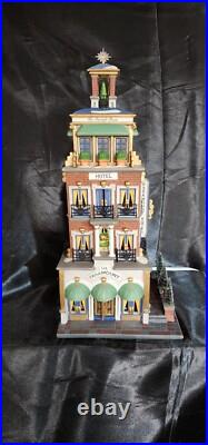 Dept 56 Christmas In The City Paramount Hotel #56.58911 Item#305