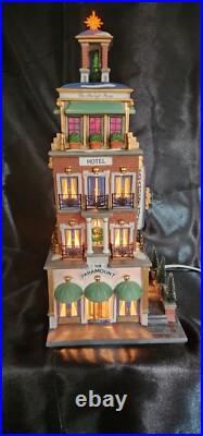 Dept 56 Christmas In The City Paramount Hotel #56.58911 item#322