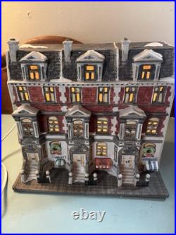 Dept 56 Christmas In The City Sutton Place Brownstones #5961-7 EUC