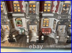 Dept 56 Christmas In The City Sutton Place Brownstones #5961-7 EUC
