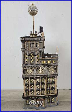 Dept 56 Christmas In The City The Times Tower # 55510 Complete, Tested & Works
