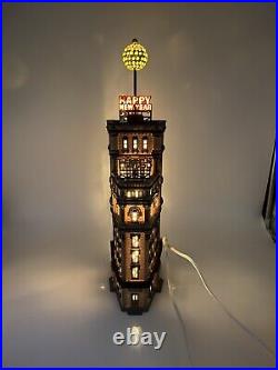 Dept 56 Christmas In The City The Times Tower 55510 Complete with Box & Light