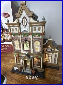 Dept 56 Christmas In The City Victoria's Doll House 59257 Original Box Complete