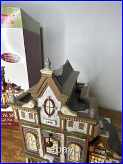 Dept 56 Christmas In The City Victoria's Doll House 59257 Original Box Complete