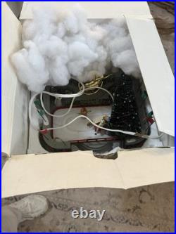 Dept 56 Christmas In The City Village Animated Rockefeller Plaza Skating Rink