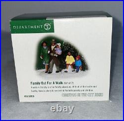 Dept 56 Christmas In the City Family Out For A Walk 58995 NIB