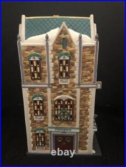 Dept. 56 Christmas in the City #58945 THE UNIVERSITY CLUB withOriginal Box New