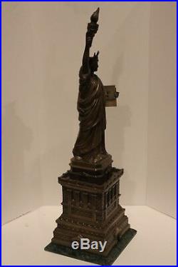 Dept 56 Christmas in the City American Pride Lady Liberty #57714 RARE Mint