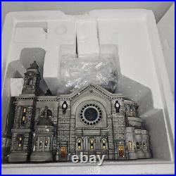 Dept 56 Christmas in the City Cathedral of St Paul #58930 Lighted Open Box