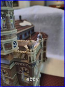 Dept 56 Christmas in the City Central Synagogue Ltd to year of 2002
