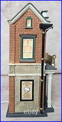 Dept 56 Christmas in the City, Chicago Cubs Tavern #56.59228 RARE