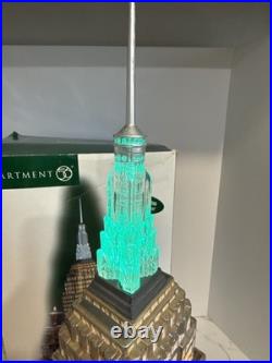 Dept 56 Christmas in the City Empire State Building #59207 Complete Set withBox Dept 56 Christmas in the City Empire State Building #59207 Complete Set withBox