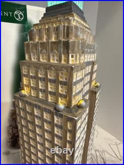 Dept 56 Christmas in the City Empire State Building #59207 Complete Set withBox Dept 56 Christmas in the City Empire State Building #59207 Complete Set withBox