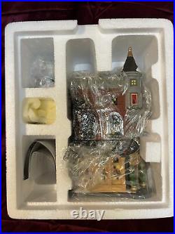 Dept 56 Christmas in the City, In The City, Welcoming Christmas #6002290 NIB