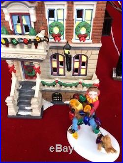 Dept. 56 Christmas in the City Parkside Holiday Brownstone