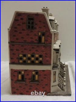 Dept 56 Christmas in the City SUTTON PLACE BROWNSTONES with Box & Light #5961-7