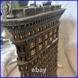 Dept 56 Christmas in the City Series Flatiron Building